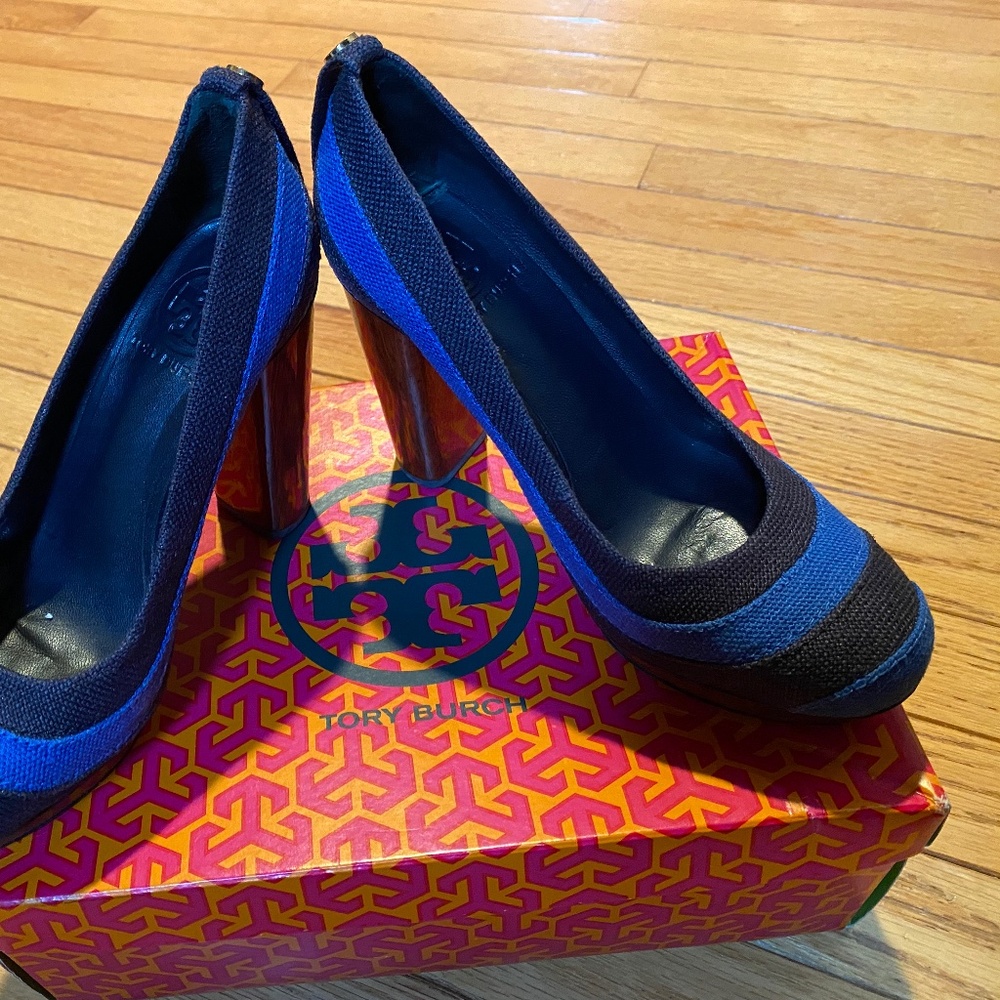 Adorable Tory Burch & Cobalt Blue heels - Picture 5 of 13